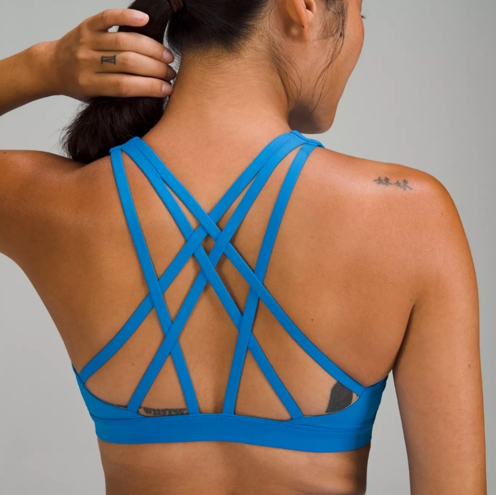 Lululemon Free To Be Serene Bra